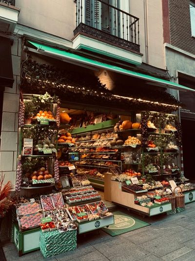 How Neighborhood Green Groceries Are Finally Solving the Urban Food Desert Crisis