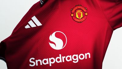 The Manchester United home kit for 2026/27 is out - and everyone's saying the same thing