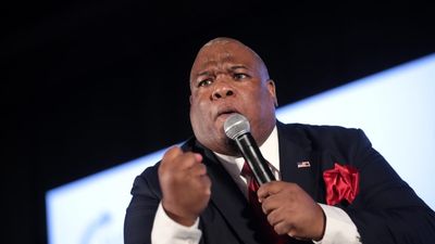MAGA pastor shrugs off Trump’s SA bragging, says ‘it doesn’t matter’ because God forgives and so do voters