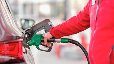 Americans are paying $4.5 a gallon for gas but Trump’s only focus is Iran’s nukes, not your wallet