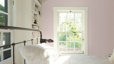 Benjamin Moore Reveals Its 4 Most Popular Bedroom Colors – 'They All Exude That Gentle, Easygoing Feeling'