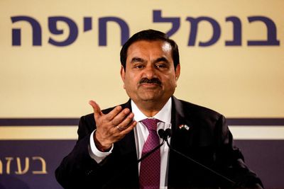 US reportedly dropped fraud charges against Indian billionaire after he hired Trump’s lawyer