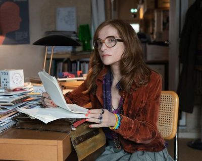 Parallel Tales review – Isabelle Huppert pens furtive sexual fantasy for Vincent Cassel in Asghar Farhadi’s latest