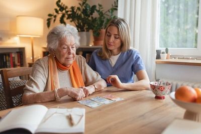 The Reality of Claiming Social Security at 62 on a Lower Income Is Harsher Than Many Expect