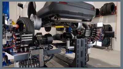 AI robot can change your tires in half the time