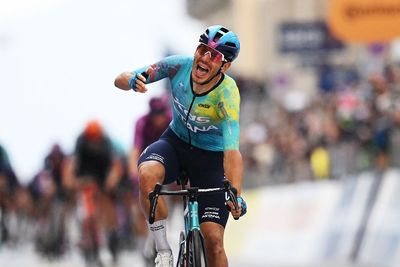 'Today was not on the plan' – Davide Ballerini wins Giro d'Italia stage 6 after sprint favourites crash on final bend