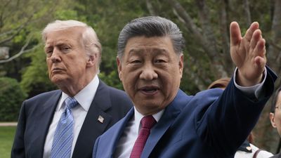 Trump aims to defy gravity with Beijing friendship summit