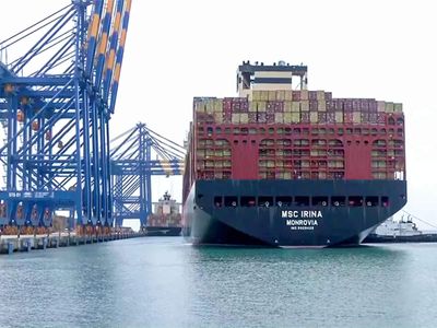 India’s trade deficit widens to $28.38 billion in April as imports surge amid Gulf conflict
