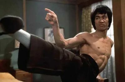 Quote of the Day by Bruce Lee: I'm not in this world to live up to… — Inspiring quote on freedom, individuality, self-respect and why living for others’ expectations can destroy your happiness by the legendary martial artist and founder of Jeet Kune Do