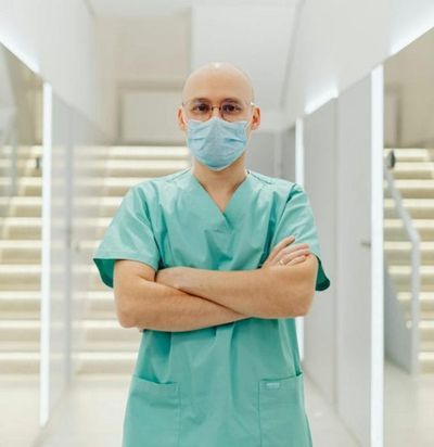 6 Cutting-Edge Cancer Treatments Younger Patients Are Asking Their Oncologists About