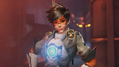 10 years after Overwatch’s launch, Tracer’s butt is a hot topic all over again