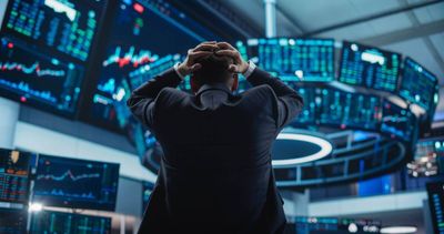 S&P Futures Plunge as Inflation Fears Push Bond Yields Higher