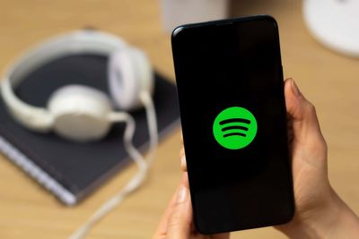 Spotify faces backlash over ‘hideous’ new logo