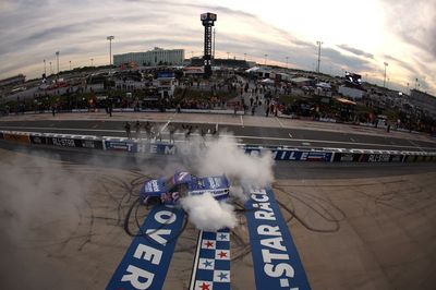Kyle Busch stretches fuel to claim 69th NASCAR Truck win at Dover