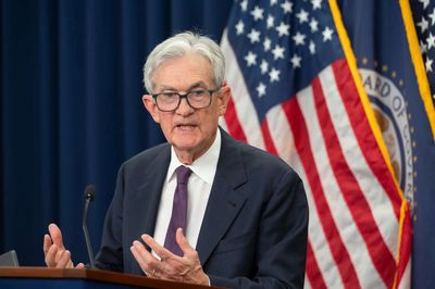 US Fed board names Powell temporary chief pending Warsh swearing-in