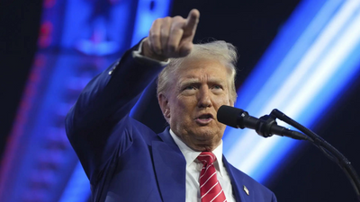 Democrats accuse Trump of stock trade corruption
