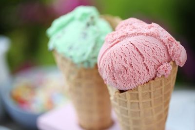 Popular ice cream recalled in more than a dozen states over risk of dangerous material in packages