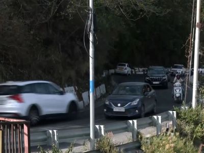 Tourist inflow to Dehradun, Mussoorie continues despite Uttarakhand's 'No Vehicle Day' push
