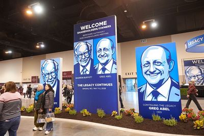 Here's What Berkshire Hathaway Did in Its First Quarter Without Buffett
