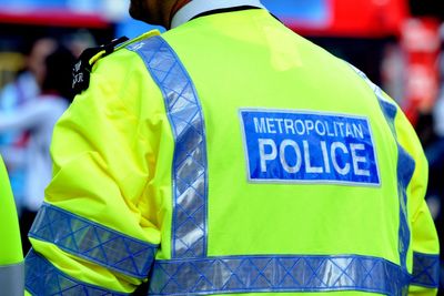 Police search for man who made antisemitic threats on London street