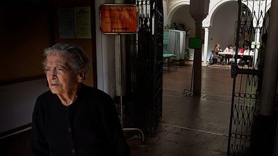 Andalusia campaign marked by controversy ends ahead of key Sunday vote