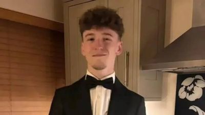 Meningitis outbreak: calls grow for wider vaccine rollout after Oxfordshire teen dies
