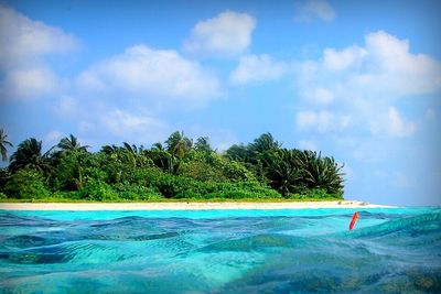 Maldives Underwater Cave Accident Update: Rescue Diver Dies As Search For Italian Divers Is Suspended