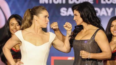 Ronda Rousey vs. Gina Carano Ends With Anticlimactic Armbar