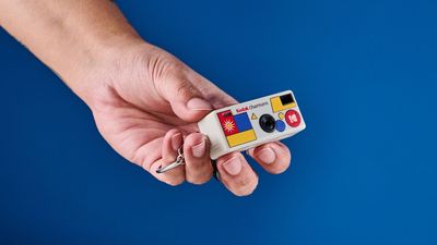 I bought the Kodak Charmera and it's not supposed to look good, but I still think everyone should have one when taking a trip with friends