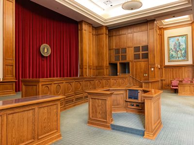 Courtroom Staff Reportedly Laughed as Samantha Randazzo Delivered Her Baby Handcuffed to a Bench in Brooklyn
