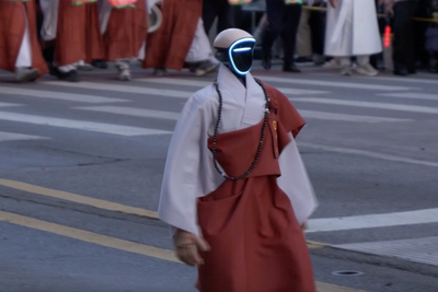 Robot Buddhist monks march at South Korea’s Lotus Lantern Festival