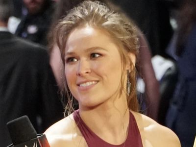 10 Photos of Ronda Rousey's Husband, Travis Browne: Meet the 6'7" UFC Heavyweight Who Nursed Rousey Back to MMA Glory