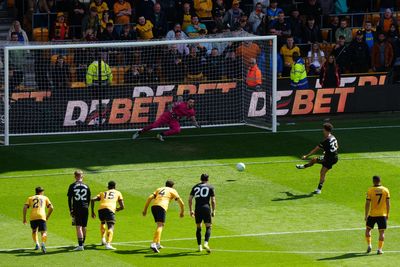 Wolves 1-1 Fulham: Antonee Robinson penalty rescues point for Cottagers at Molineux