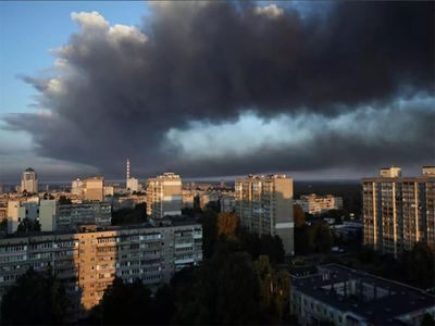 'Fight relentlessly': Ukraine commander vows strikes into Russia