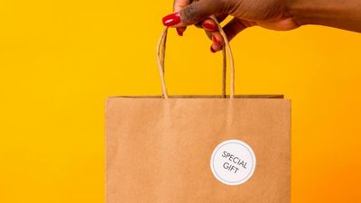 ‘Literally nothing is less insulting’: Employee in a fury after their company decides to replace pay raises with ‘goodie bags’