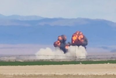 Two military jets in Idaho crash above airshow spectators
