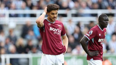 Supercomputer Predicts Premier League Relegation Battle After West Ham Defeat