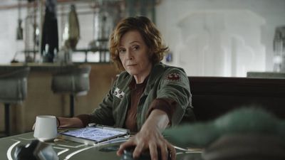 Sigourney Weaver says her Mandalorian and Grogu character Colonel Ward is "the same generation as Princess Leia," and "it's really cool" to join the "ensemble" of Star Wars women