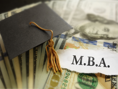 America’s business schools are dangling discounts to win back students as AI panic sets in