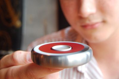 Cambridge University student beats fidget spinner record by almost five minutes