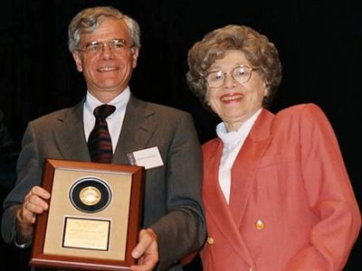 A 93-year-old widow gave $1 billion to a Bronx medical school, and future doctors may never see tuition bills again