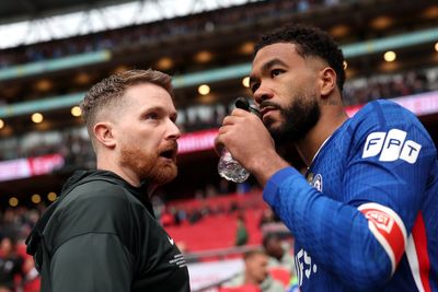 Calum McFarlane confirms Xabi Alonso chat as Chelsea players react to appointment