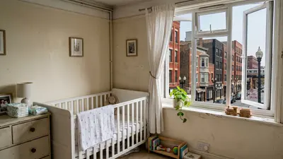 Chicago mom suddenly stabs baby daughter to death, leaps from apartment window, cops retrieve her from sidewalk and arrest her