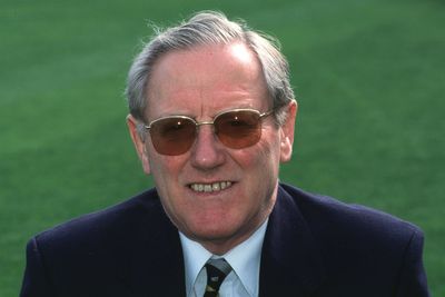 Ex-England cricket and rugby international dies at the age of 92