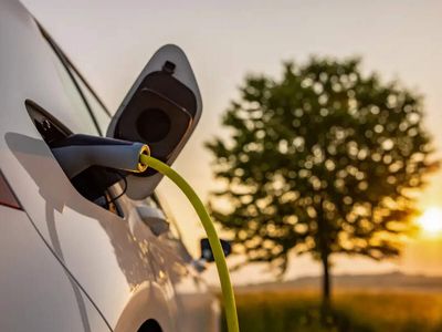 Haryana cabinet approves new rules: No petrol, diesel vehicles for cab aggregators in NCR