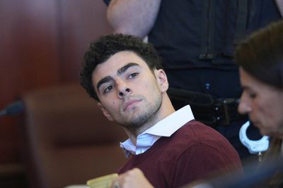 Judge allows gun and notebook as evidence at Mangione’s trial in UnitedHealthcare CEO’s killing
