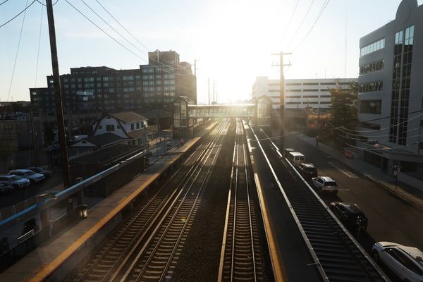 Riders navigate alternatives as strike that shut down largest US commuter rail enters a 3rd day