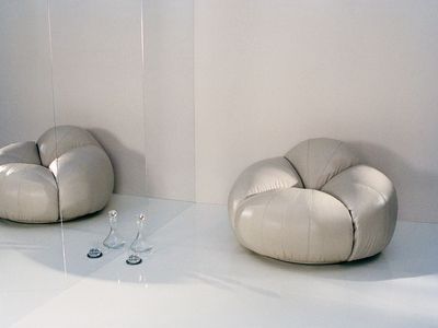 Chloé’s 1970s Tomato Chair Revival Proves Playfulness Is Back in Design