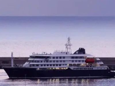 Hantavirus-hit liner reaches Rotterdam, crew being quarantined and ship disinfected