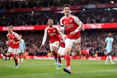 Arsenal 1-0 Burnley: Pressure piled on Man City as Gunners close in on title